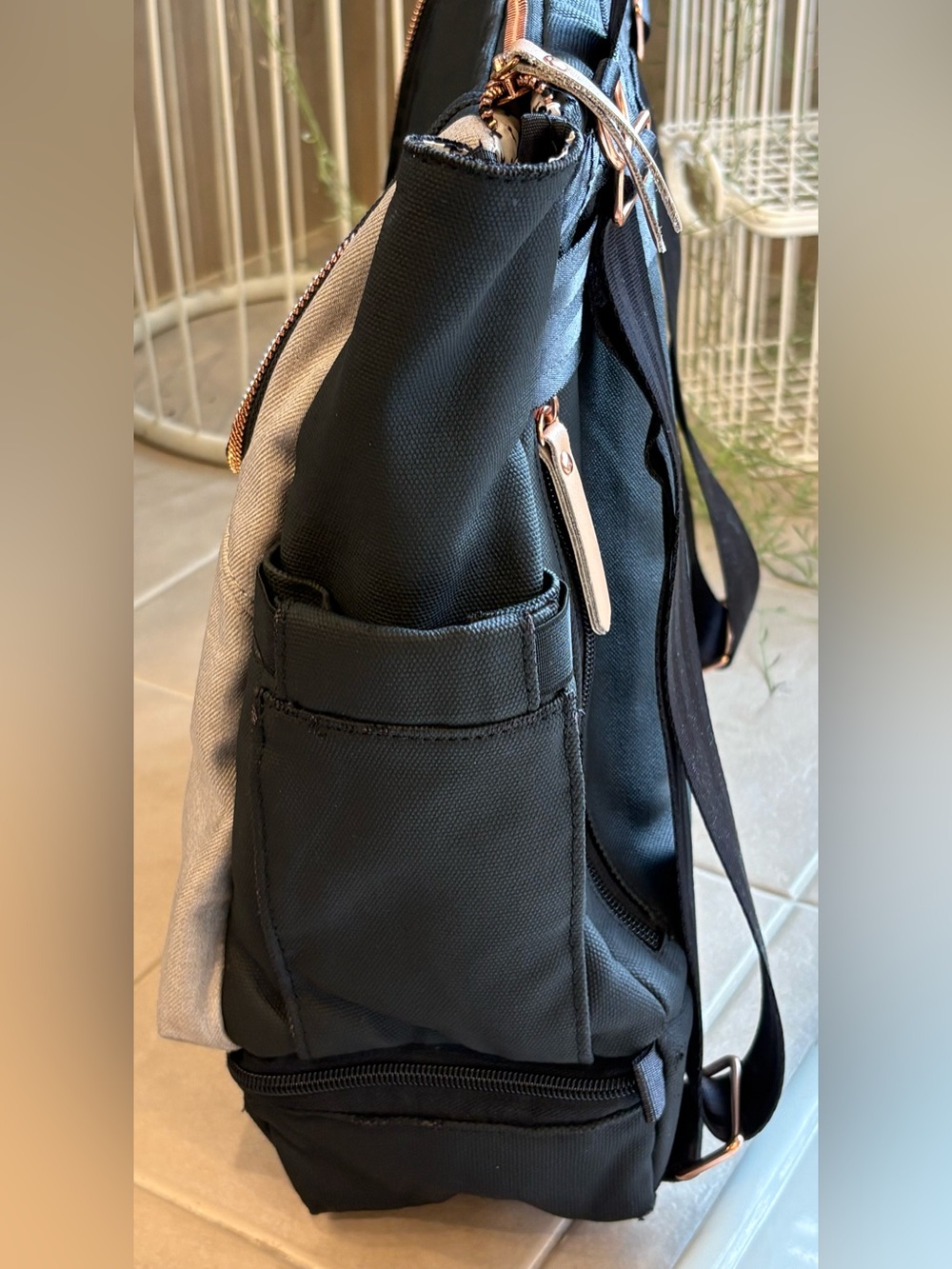 Petunia Pickle Bottom Pivot Backpack 🖤 - Picture 8 of 15